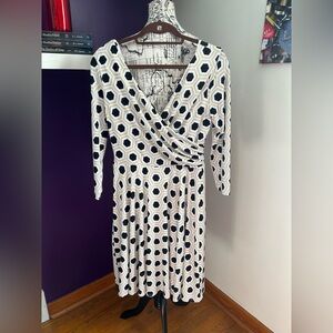 7 for $30 White House Black Market Long Sleeve Dress